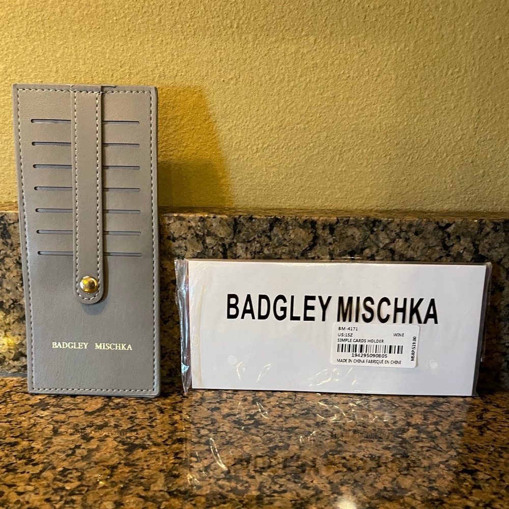 Badgley Mischka Gray Card Holder with Gold Accent 7 credit card slots wallet NWT